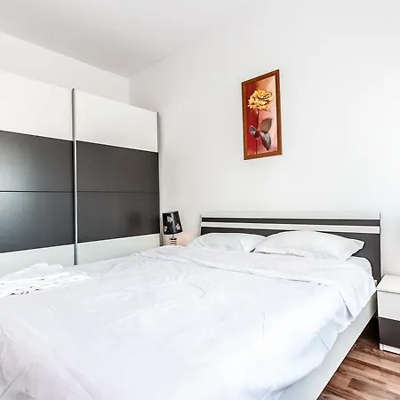 Apartment Alba Iulia Square12 *