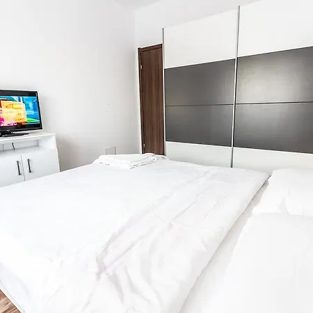 Alba Iulia Square12 Apartment *