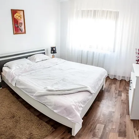 Apartamento Alba Iulia Square12 Bucareste