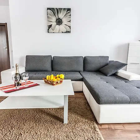 Alba Iulia Square12 Apartment